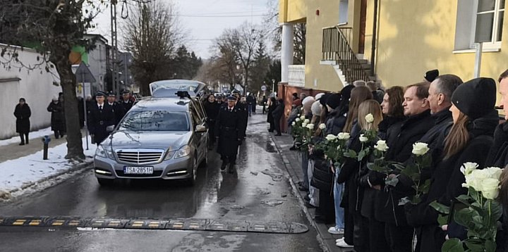 Setki osób pożegnały Tomasza Ferensa [ZDJĘCIA]