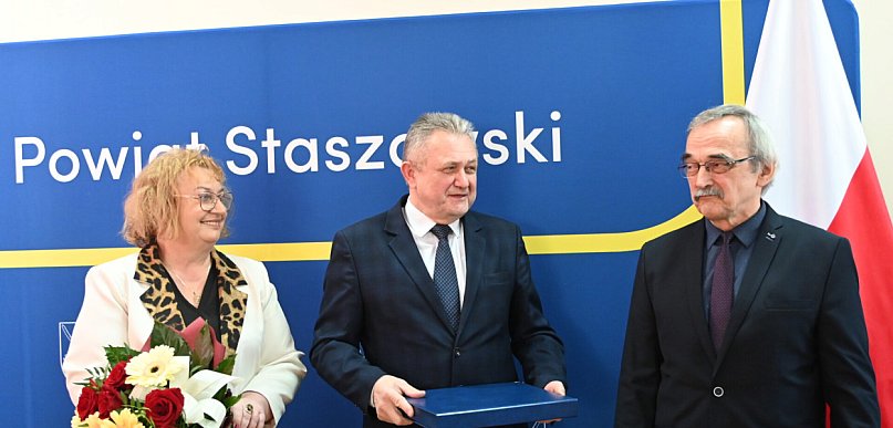 Dyrektor PUP w Staszowie odchodzi na emeryturę. Kierował urzędem przez 25 lat!