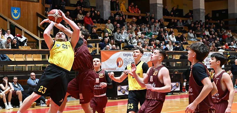 Koszykarska Siarka nie dała szans Resovii [ZDJĘCIA]