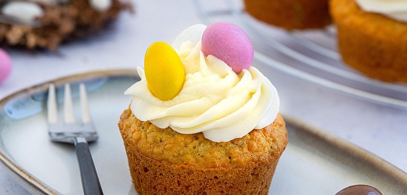 Wielkanocne śniadanie w restauracji – jak zorganizować idealny bufet szwedzki?