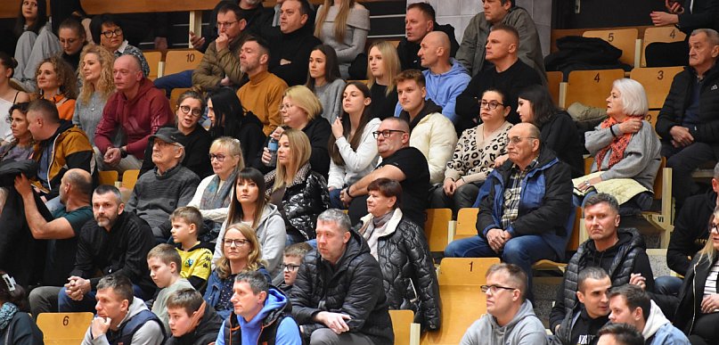 Kibice ponownie dopisali. Koszykarskie emocje w Tarnobrzegu [ZDJĘCIA]
