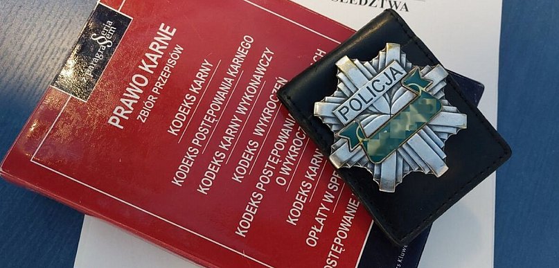 37-latek zatrzymany po awanturze o pieniądze. Zaatakował mężczyznę i policjantów