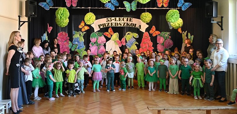 Tarnobrzeska „Szósteczka” ma 55 lat [ZDJĘCIA]