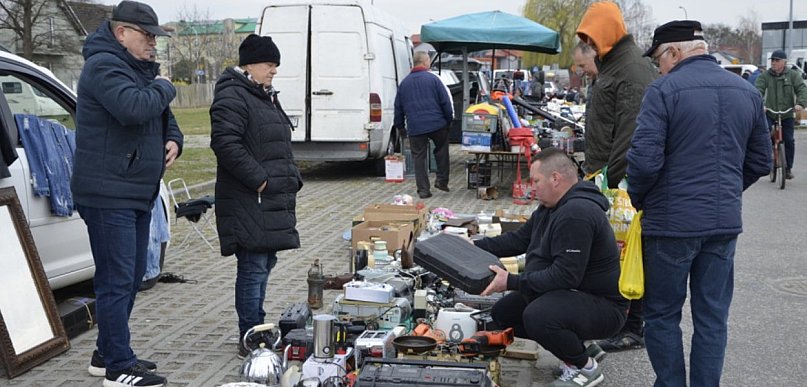 Tarnobrzeski Pchli Targ wraca w niedzielę. Okazje i unikatowe przedmioty