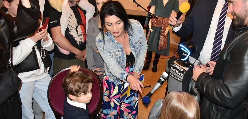 Mały geniusz kontra robot humanoidalny: niezwykły pojedynek w Sandomierzu!