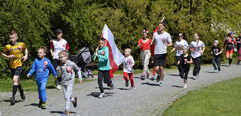 Pobiegli dla Niepodległej – bieg na 1791 metrów w Tarnobrzegu [ZDJĘCIA]
