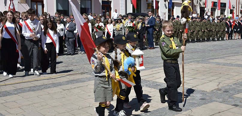 Uroczyste obchody Święta Narodowego Trzeciego Maja w Sandomierzu [ZDJĘCIA]