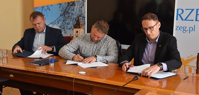 Podpisano umowę na budowę hali magazynowej w Tarnobrzegu