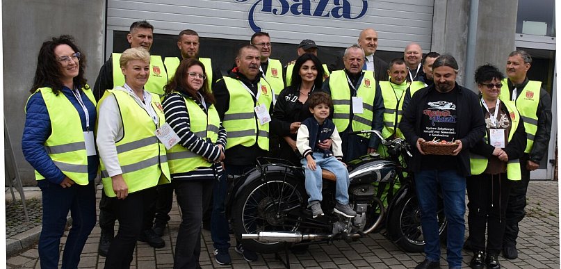 Motocykliści z „Gazeli” jadą nad morze. Pierwszy przystanek w Sandomierzu