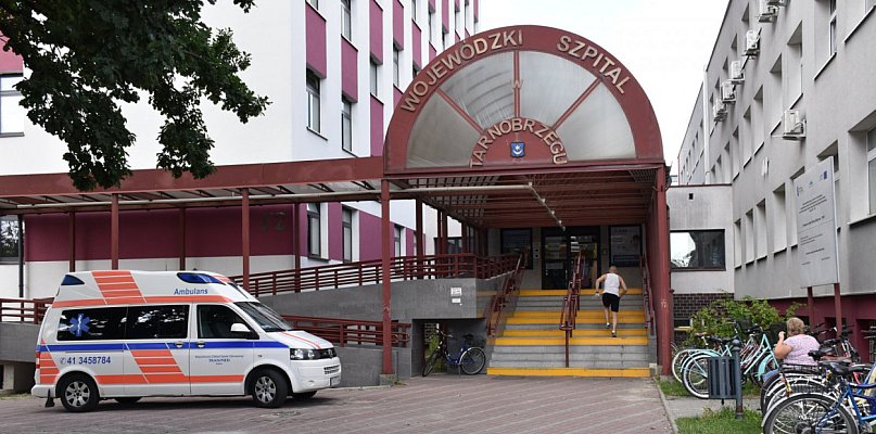Gigantyczna kasa dla szpitala [Czytaj w gazecie] - 225282