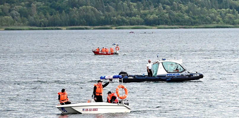 Przybyło pijanych na Jeziorze Tarnobrzeskim, choć turystów było mniej - 225413