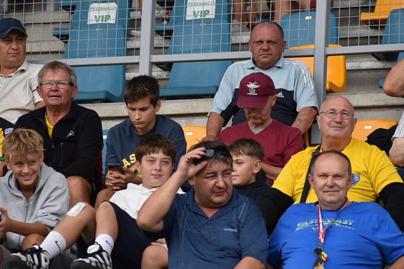 Zdjęcia kibiców z meczu Siarki z rezerwami Korony