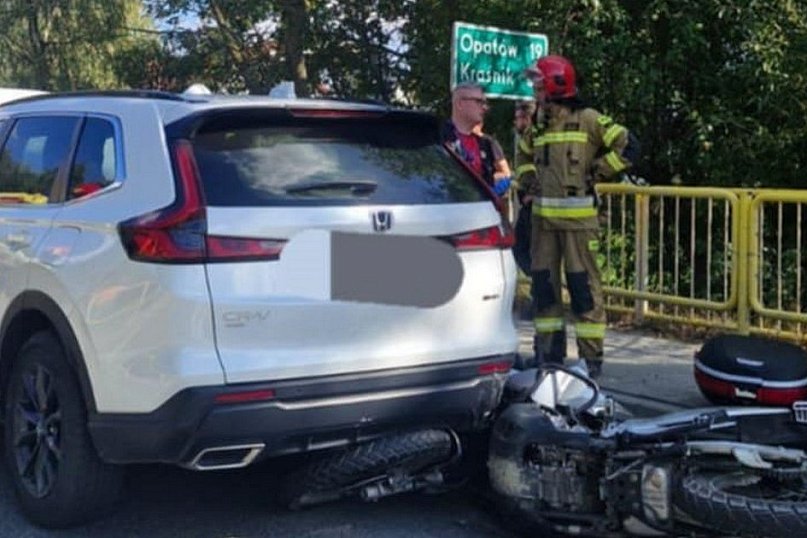 Wypadek w Piórkowie na DK74