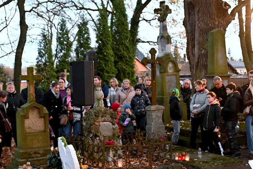 Cmentarz na Piaskach i Miechocińskie Zaduszki 2025