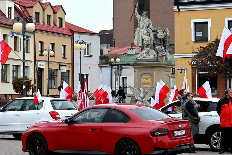 Patriotyczny Piknik na 11 listopada w Tarnobrzegu
