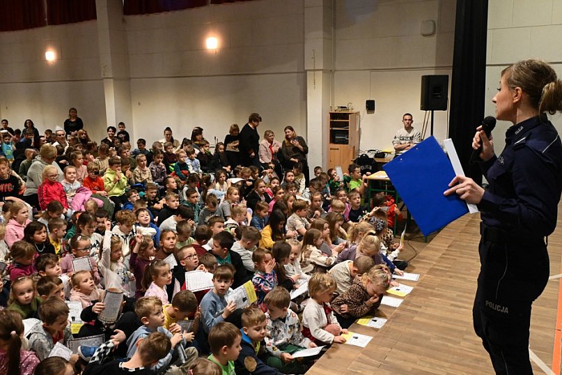 Kampania „Babciu, Dziadku – nie daj się oszustom!”