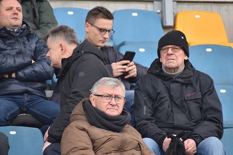 Zdjęcia z trybun z meczu Siarka - Świdniczanka