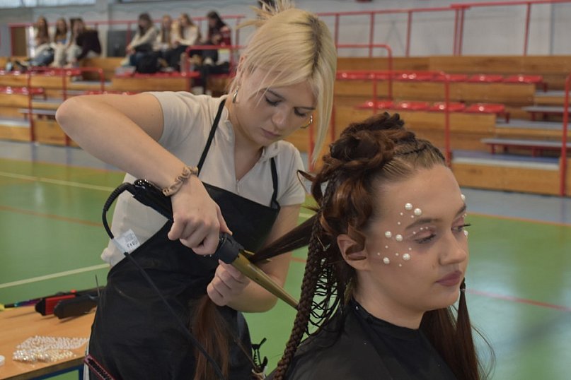 Konkurs fryzjerski w ZS nr 1 w Tarnobrzegu