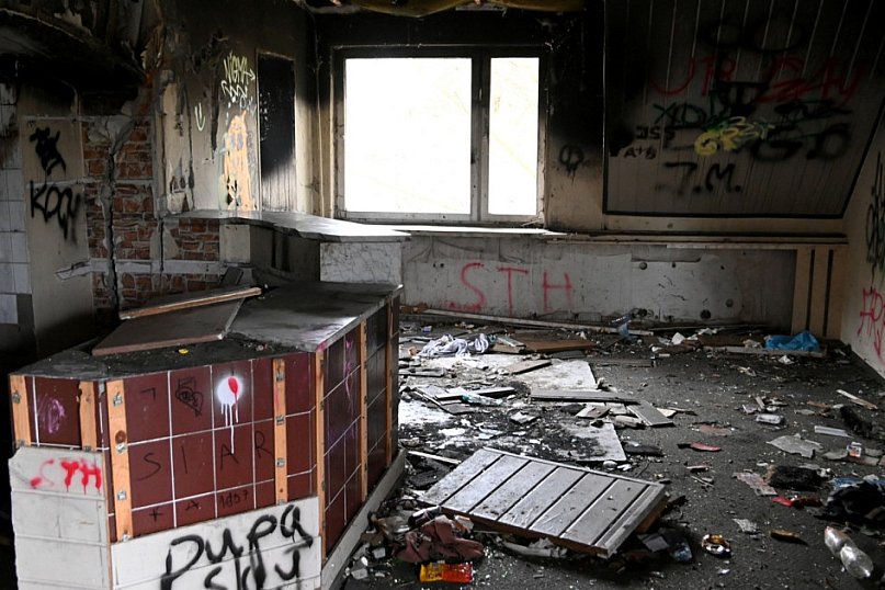 Zrujnowany Hotel Nadwiślański w Tarnobrzegu