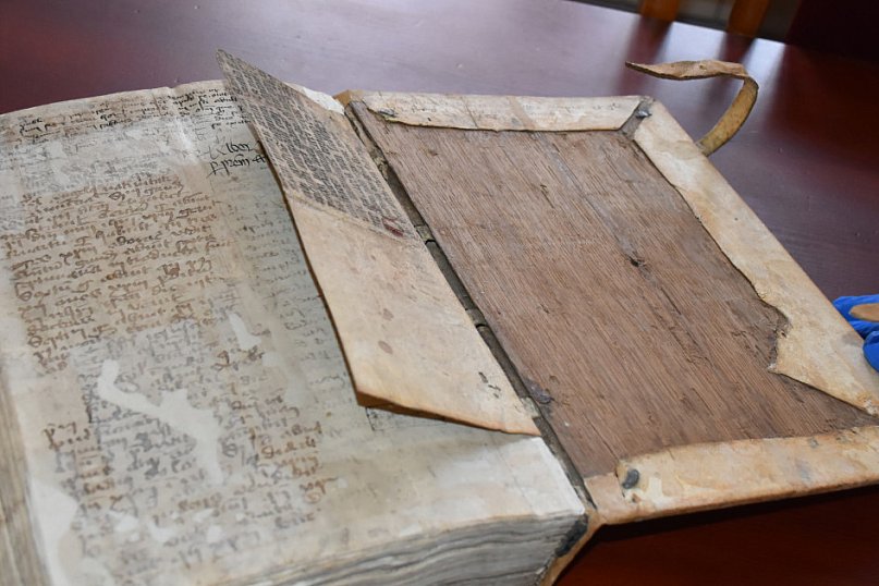 Konserwacja rękopisów Biblioteki Diecezjalnej