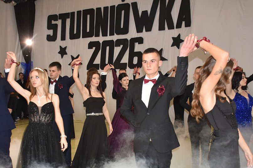 Studniówka LO w Chobrzanach