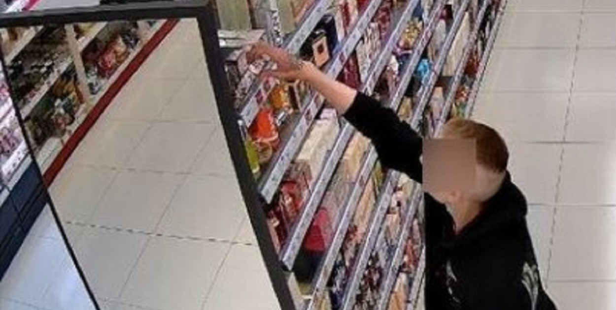 Trzech mężczyzn zatrzymanych za kradzieże perfum w Tarnobrzegu