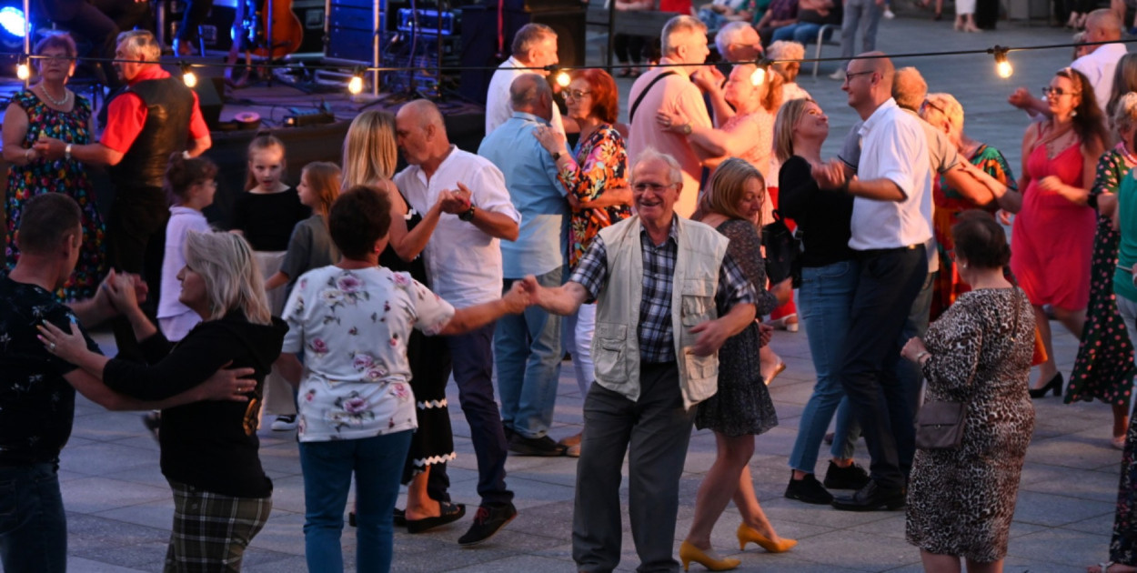 Potańcówka na Placu 3 Maja w Sandomierzu już w tę sobotę  