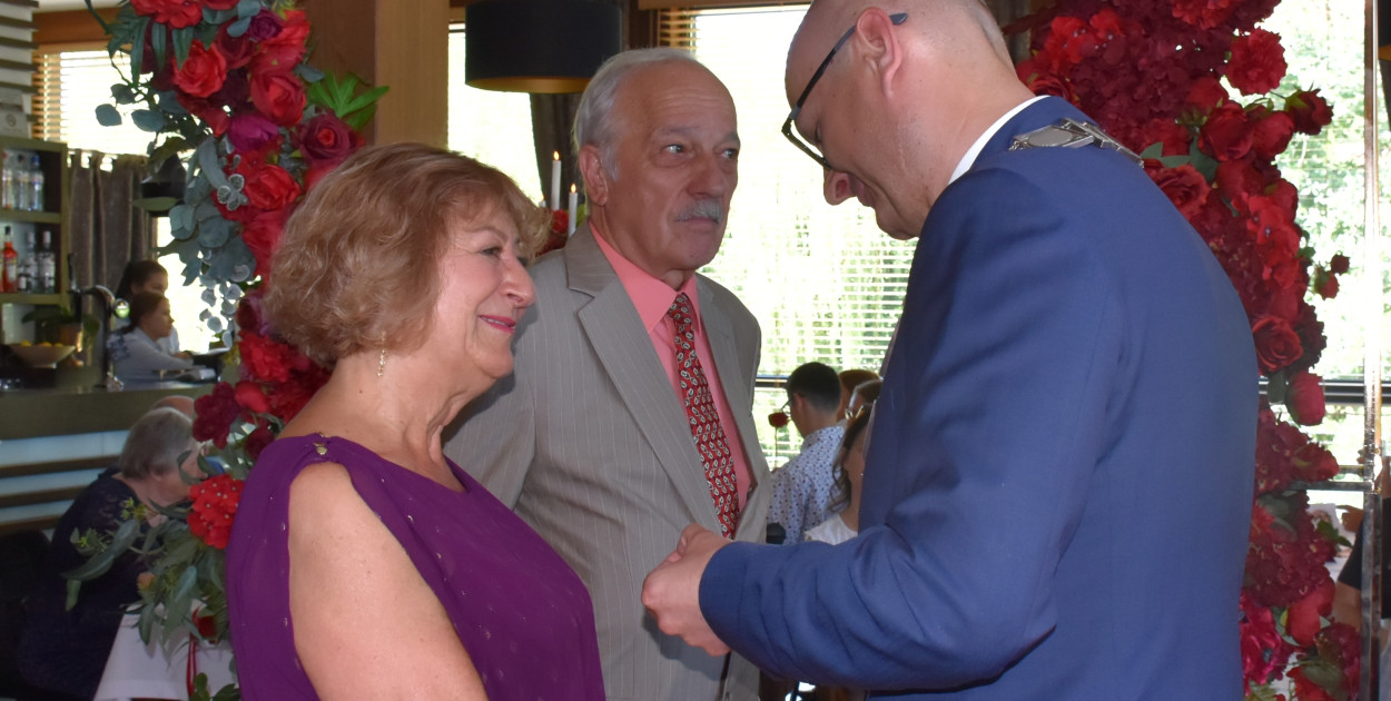 Uroczystość wręczenia Medali za Długoletnie Pożycie Małżeńskie w Sandomierzu 