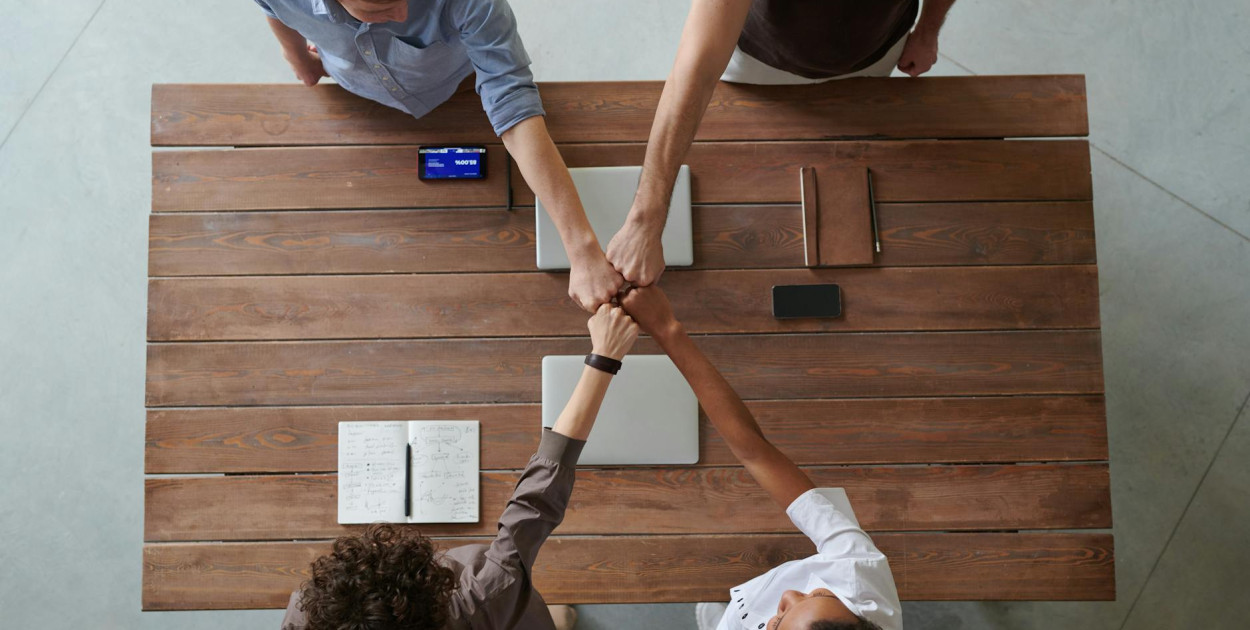 „Taniej nie znaczy lepiej”. 7 kosztownych błędów przy wyborze gadżetów reklamowych