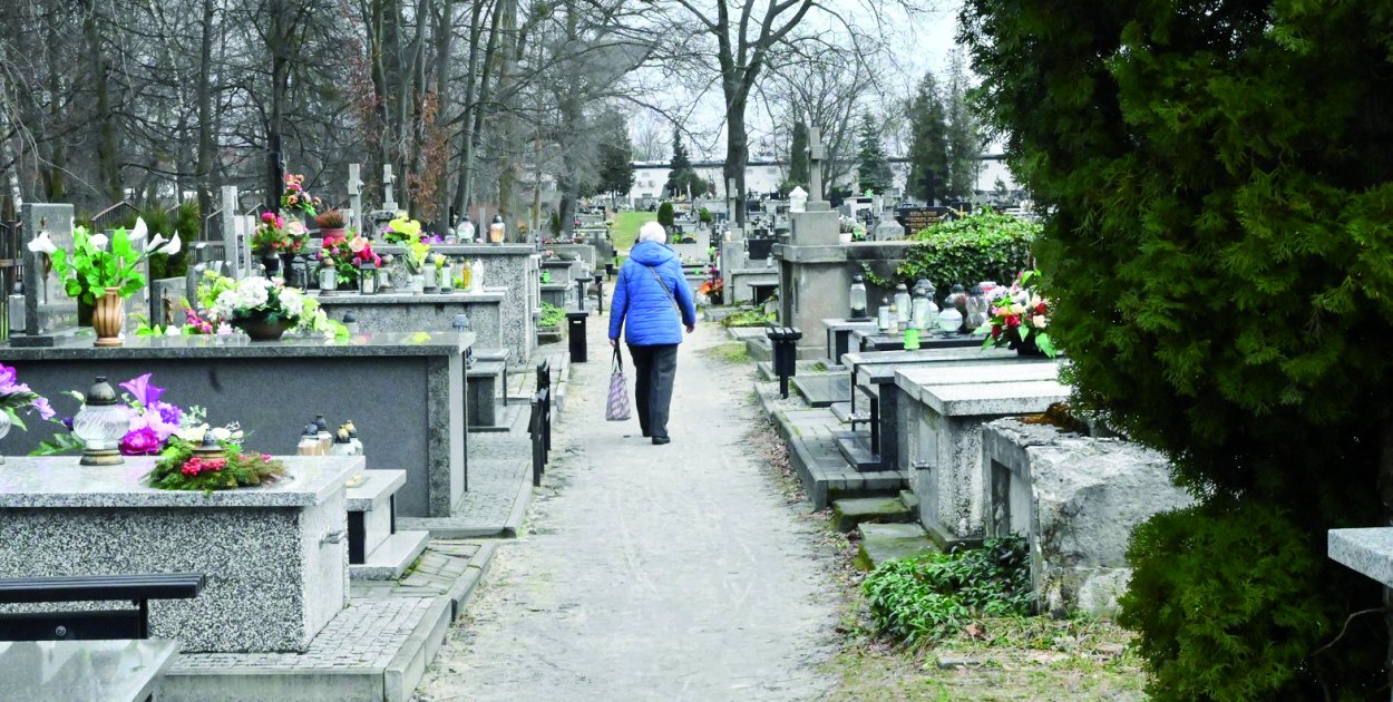 W najnowszym wydaniu „Tygodnika Nadwiślańskiego” przyglądamy się tematowi, który szczególnie w okresie Wszystkich Świętych nabiera znaczenia.
