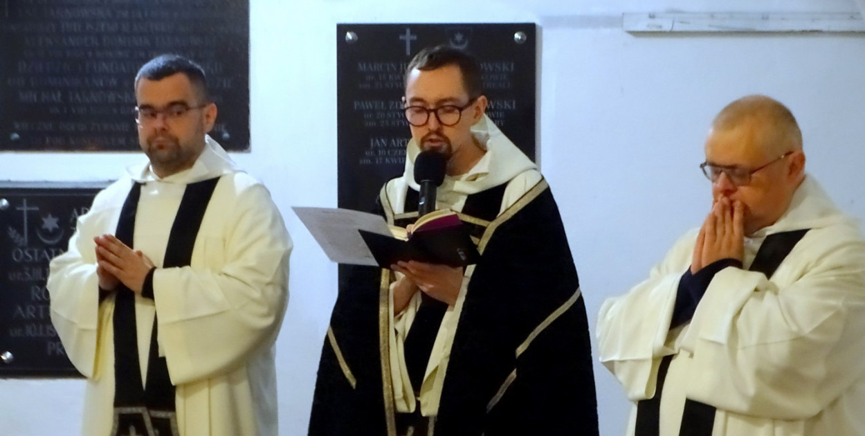 Dominikanie modlili się w krypcie Tarnowskich w Tarnobrzegu