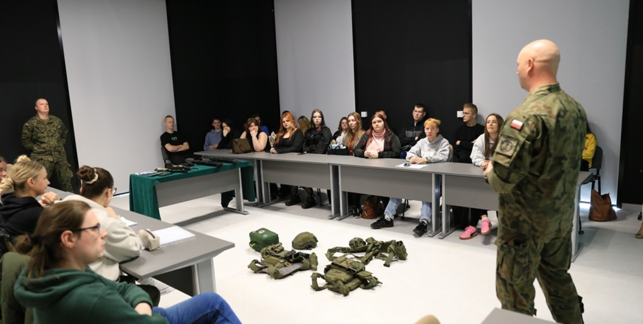 Fot. Wydawnictwo Wydziału Promocji Państwowej Akademii Nauk Stosowanych im. prof. Stanisława Tarnowskiego.