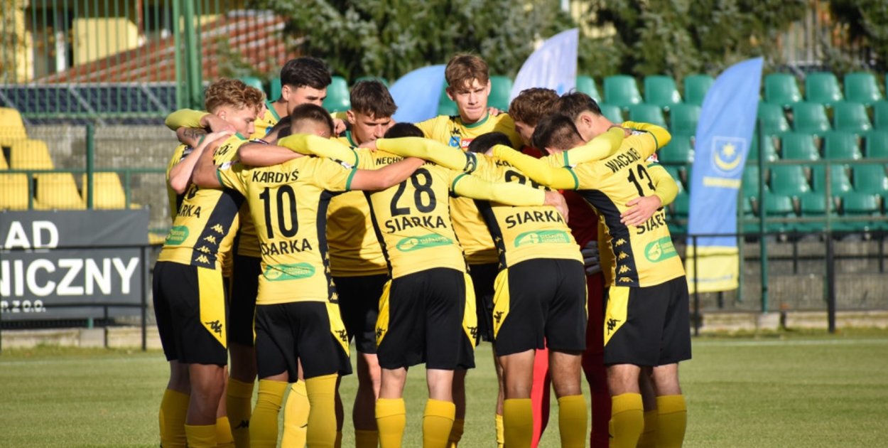 W najbliższą sobotę, 8 listopada, Siarka Tarnobrzeg zagra kolejny mecz w ramach rozgrywek 3. ligi gr. IV. Jej przeciwnikiem będzie Sparta Kazimierza Wielka.