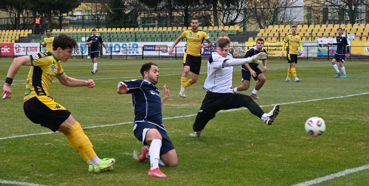 Siarka wysoko wygrała ze Spartą