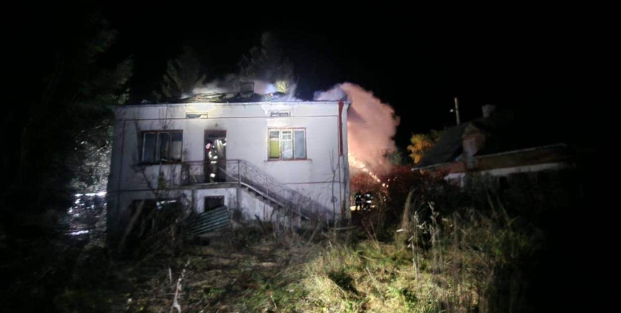 Pożar domu w Sulisławicach. Fot. PSP Sandomierz