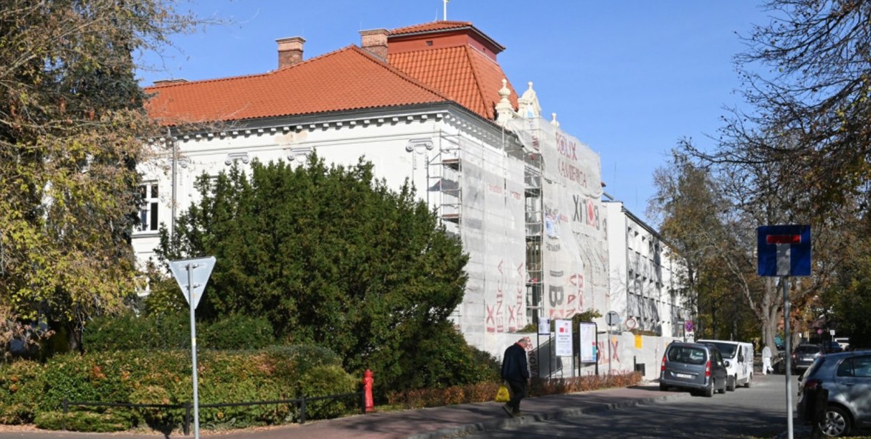 Łukasz Nowak odniósł się do pytań jednej z internautek dotyczących sytuacji kadrowej oraz ewentualnych nagród i podwyżek dla pracowników Urzędu Miasta.