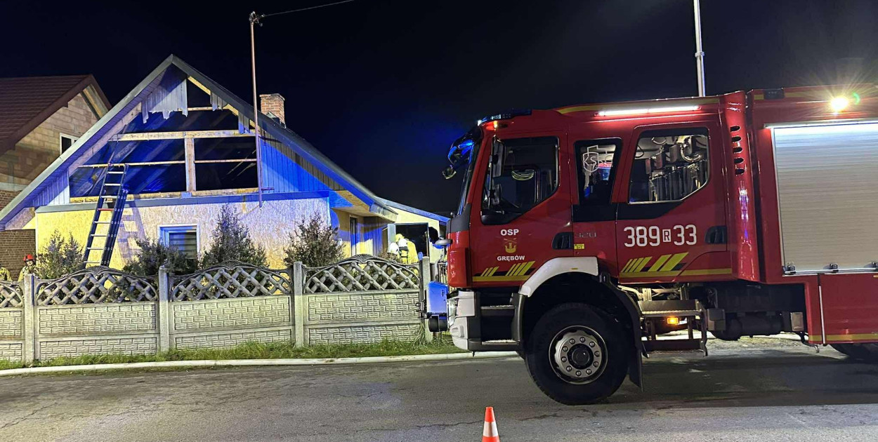 Ponad trzy godziny trwała akcja gaśnicza w Grębowie. Fot. OSP Grębów