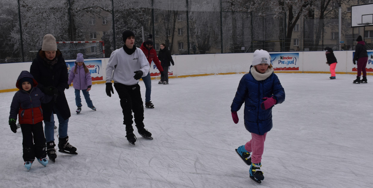 W poprzednim sezonie sandomierskie lodowisko cieszyło się bardzo dużym powodzeniem.    