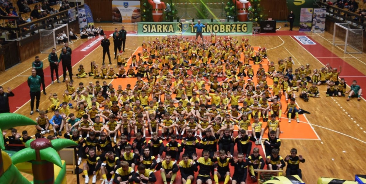 W Hali Widowiskowo-Sportowej MOSiR w Tarnobrzegu odbędzie się XI edycja „Siarkowych Mikołajek na sportowo”.