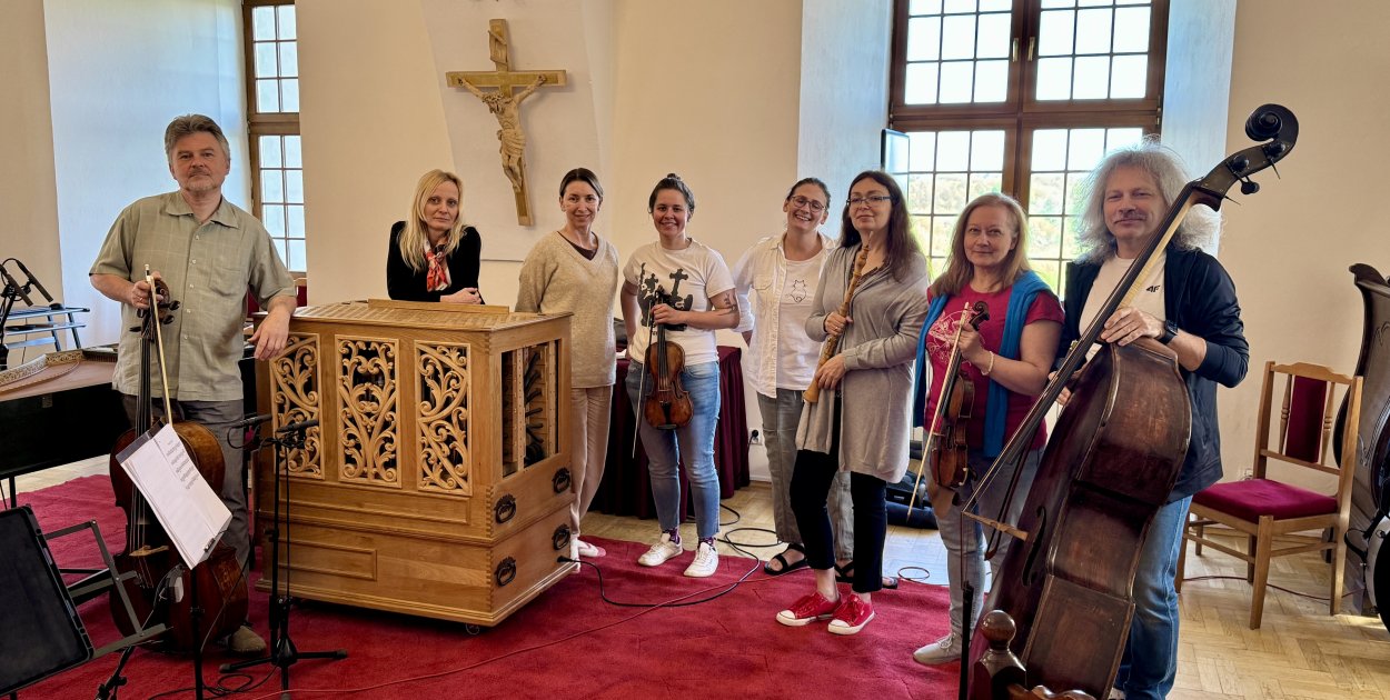 Muzycy uczestniczący w nagraniu płyty „Musica Sandomiriensis”.
