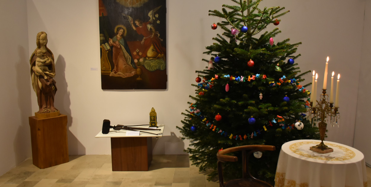 Fragment wystawy bożonarodzeniowej prezentowanej w Muzeum Diecezjalnym w Sandomierzu.  