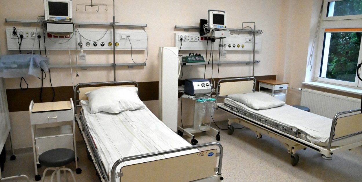 Sytuacja finansowa szpitali powiatowych w Stalowej Woli, Nowej Dębie i całym regionie jest dramatyczna.
