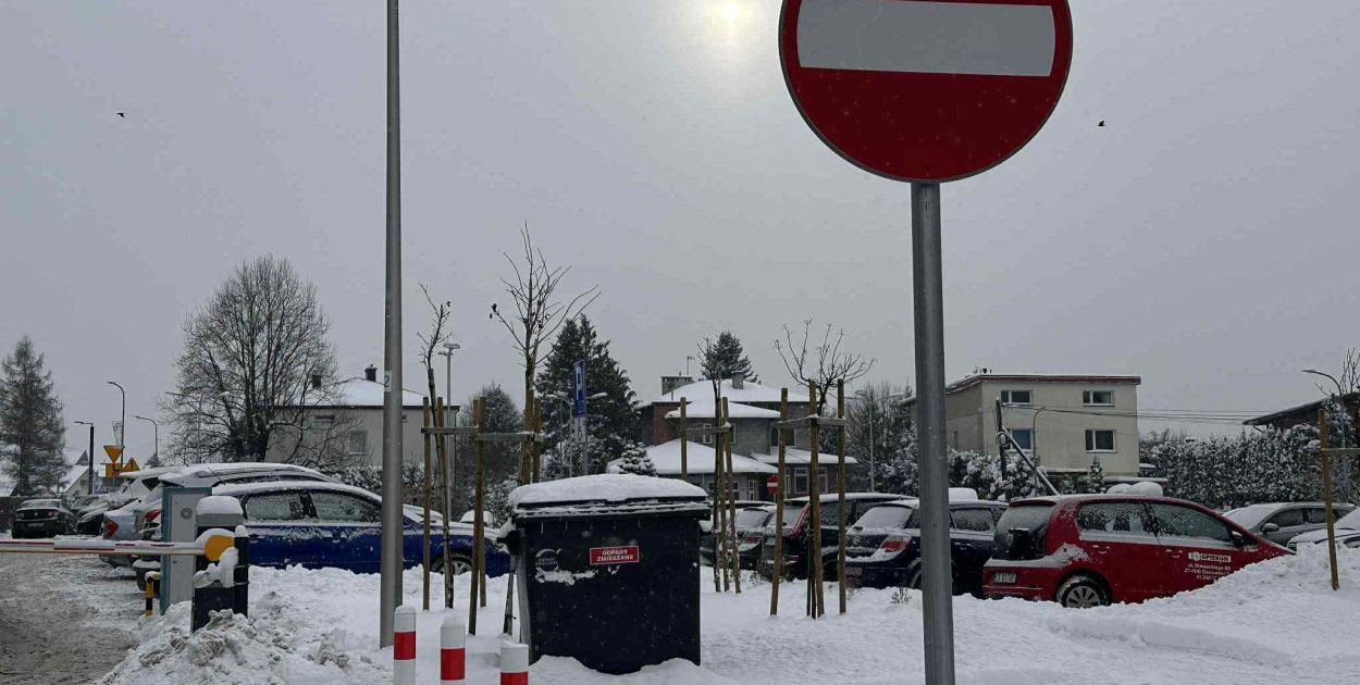 Opłaty na parkingach przyszpitalnych zostały wprowadzone 13 stycznia.  (fot. szpital)    