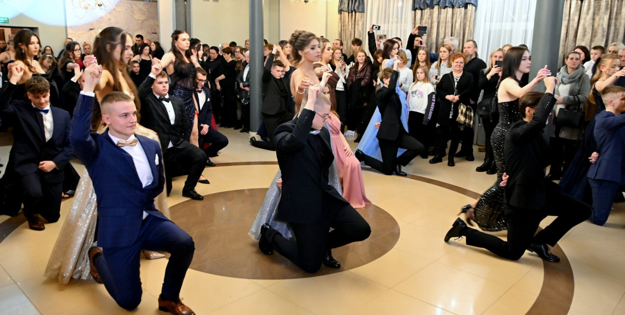 Studniówka tarnobrzeskiej budowlanki