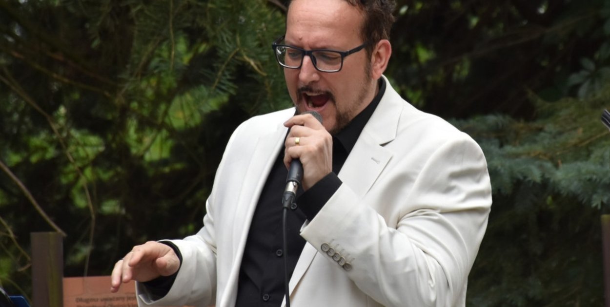 Włoski tenor zaśpiewa kolędy w Katolickim Domu Kultury