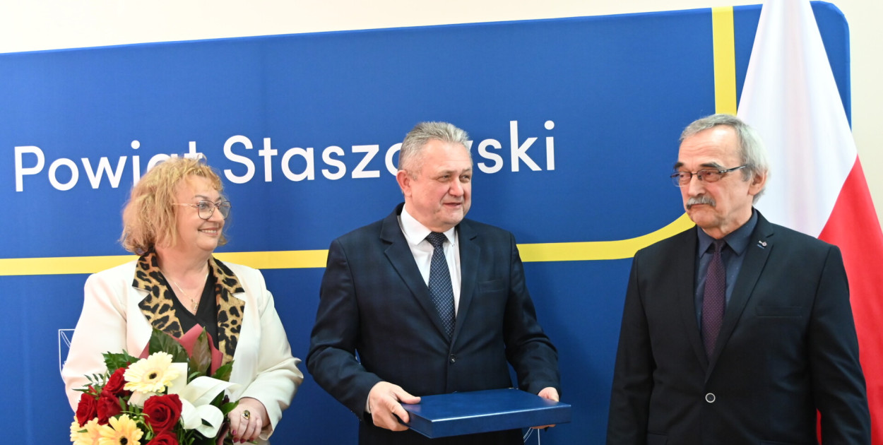 Dyrektor PUP w Staszowie odchodzi na emeryturę. Kierował urzędem przez 25 lat!