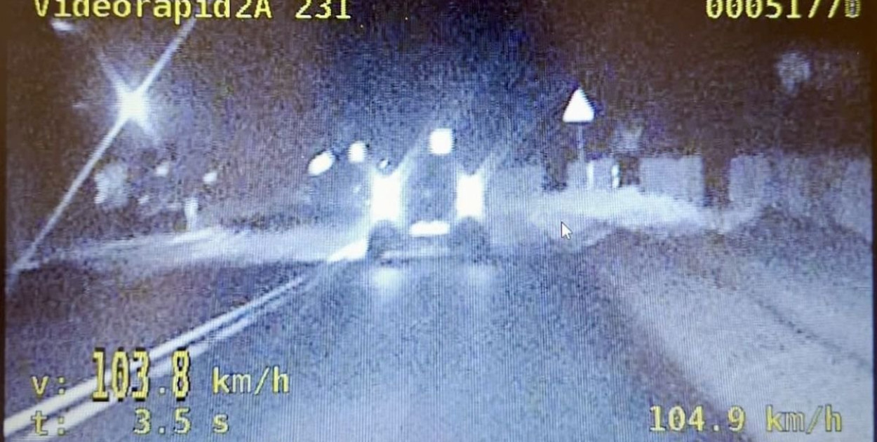 18-latek jeszcze nie odebrał prawa jazdy, a już je stracił