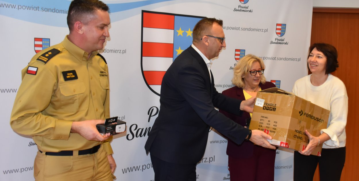 Czujki czadu i dymu dla osób samotnych i niesamodzielnych w Sandomierzu