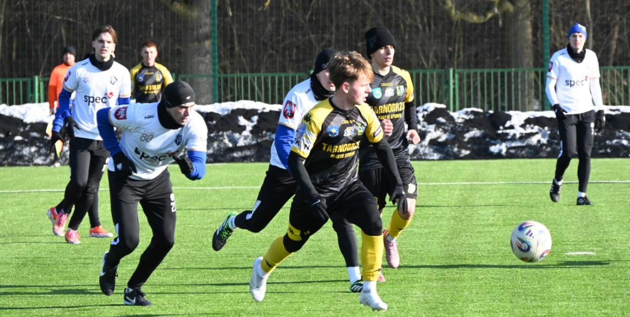 Siarka ograła Stal Łańcut. Kolejny gol testowanego Szymona Majewskiego