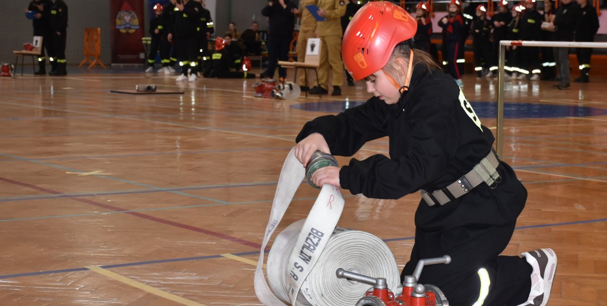 30 drużyn i mnóstwo emocji. Zawody sportowo-pożarnicze w Sandomierzu